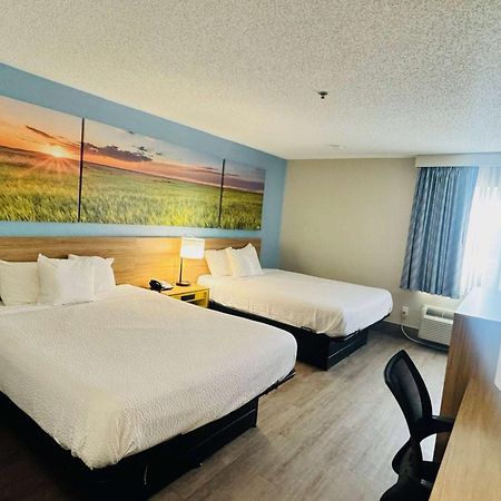Days Inn By Wyndham Shawnee Εξωτερικό φωτογραφία